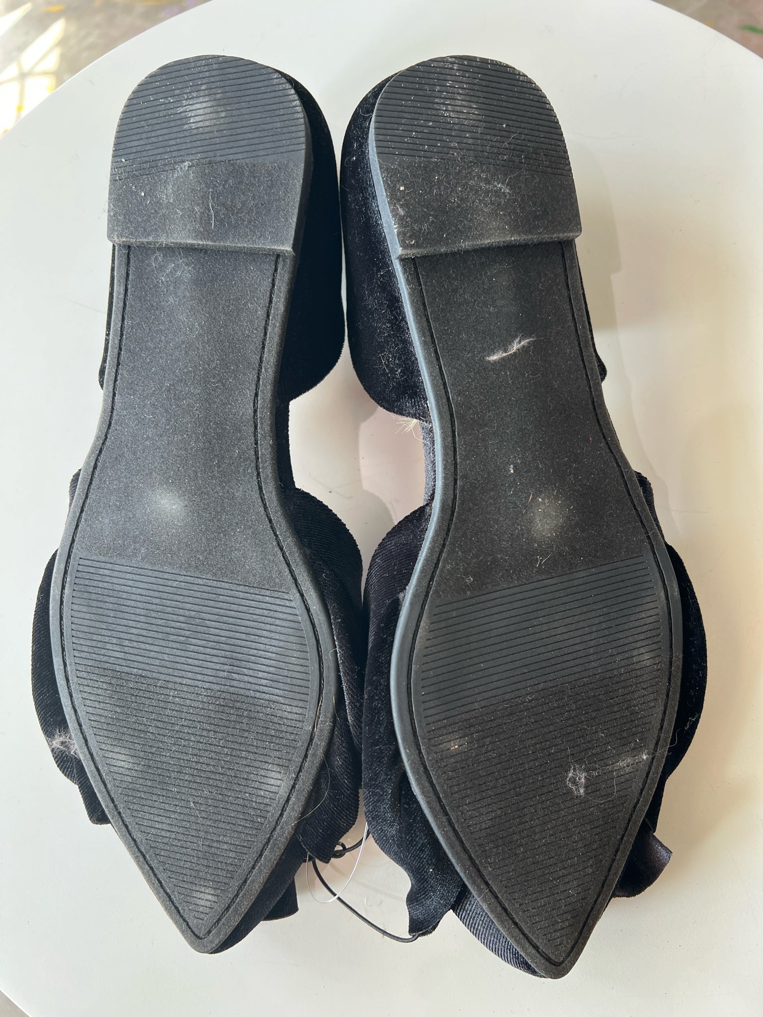 8.5 ISAAC MIZRAHI SHOES