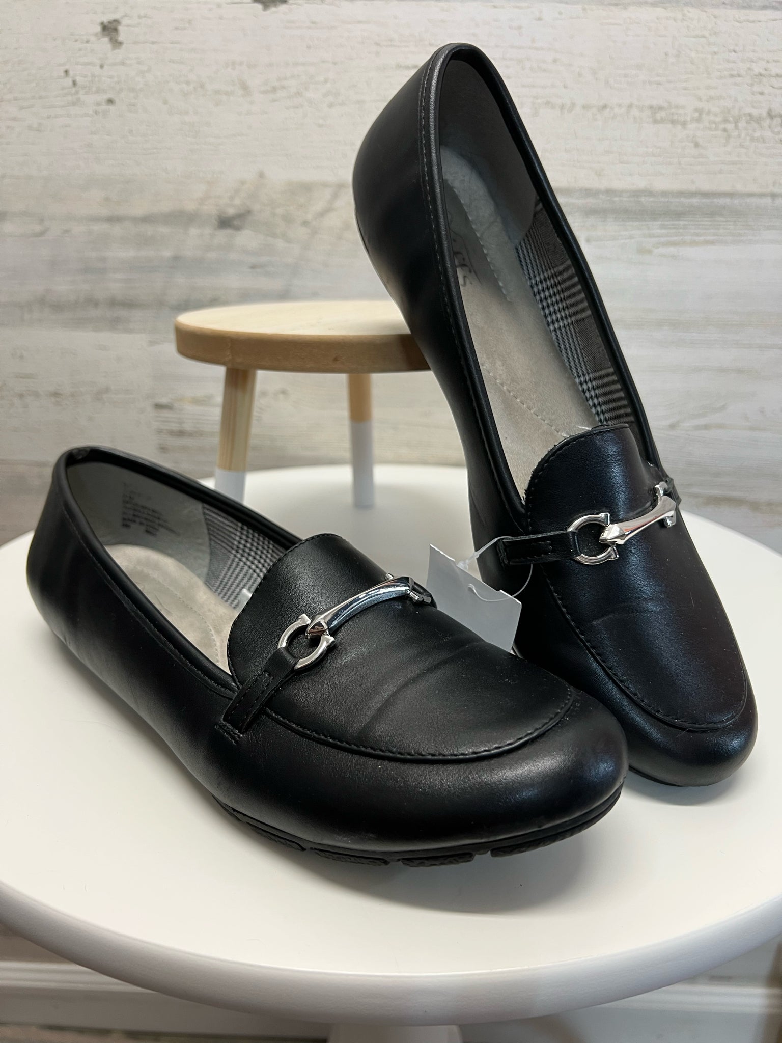 Cliffs by White Mountain Shoes/Footwear 9 SHOES
