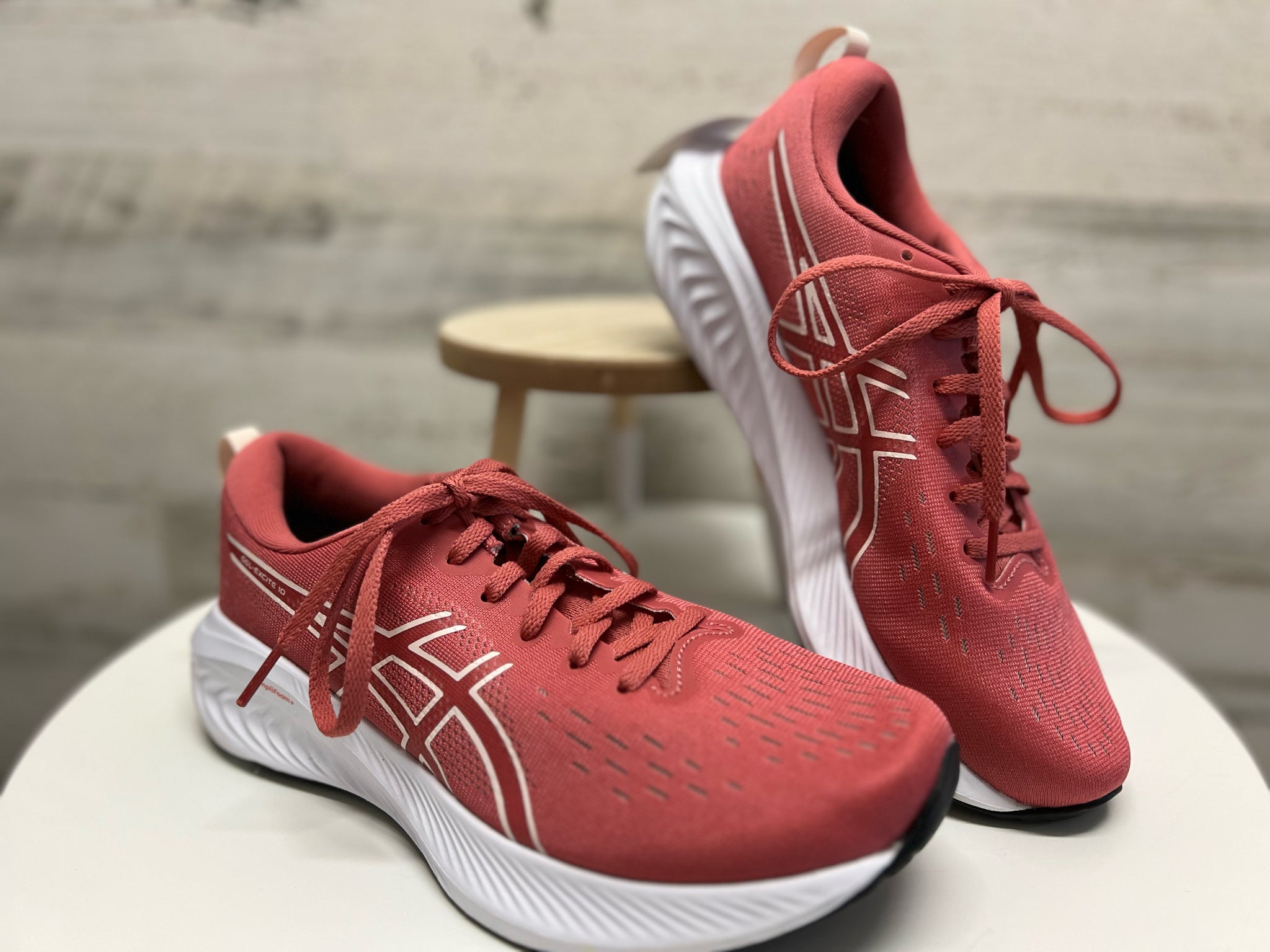 Asics Shoes/Footwear 8.5 SHOES