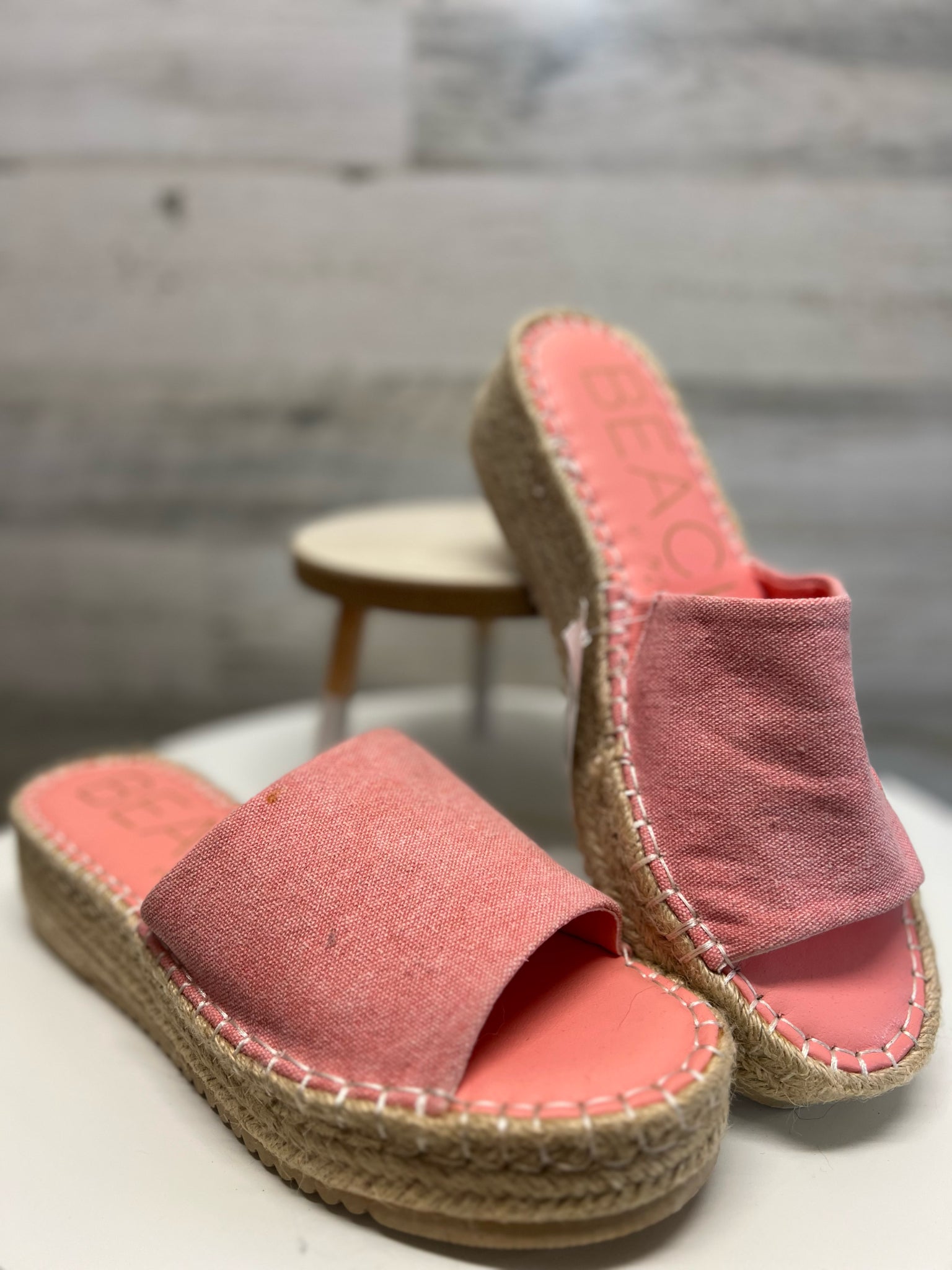 10 Beach by Matisse SHOES