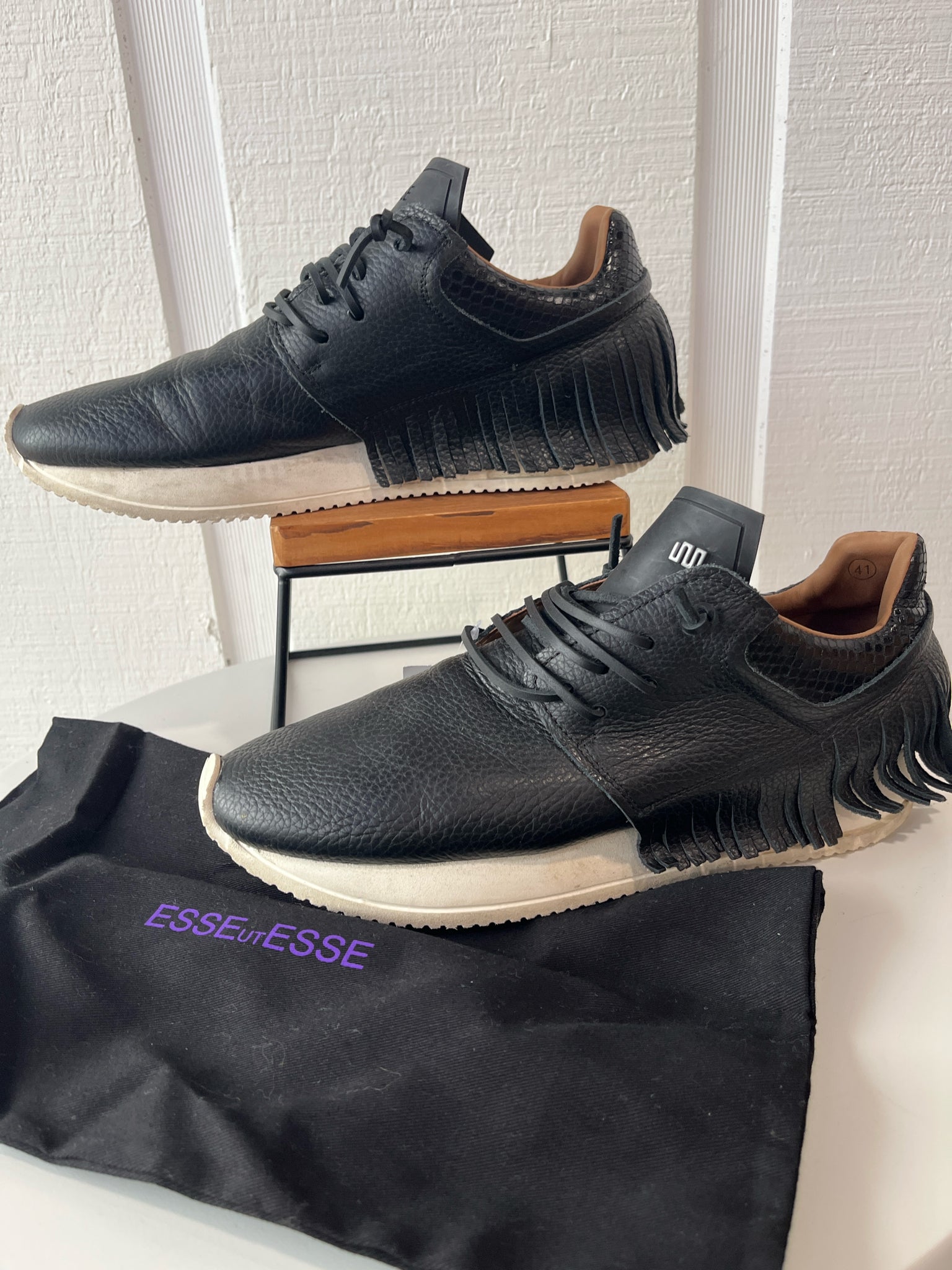 Esseutesse Shoes/Footwear 10 SHOES