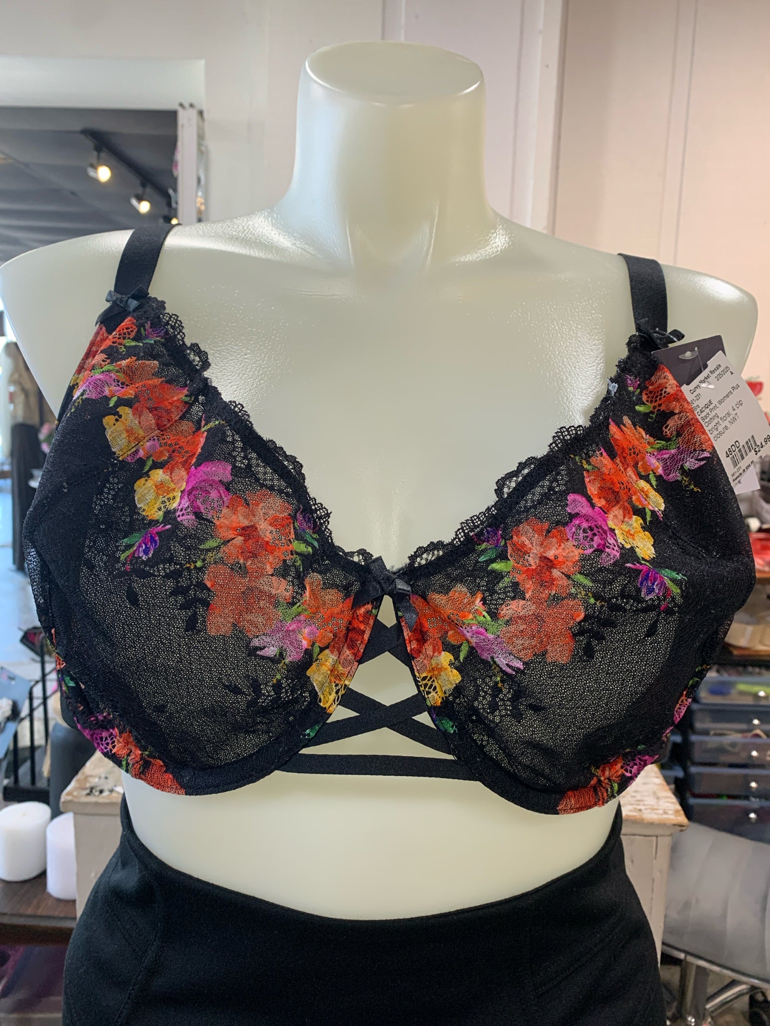 Size 48DD CACIQUE Bra