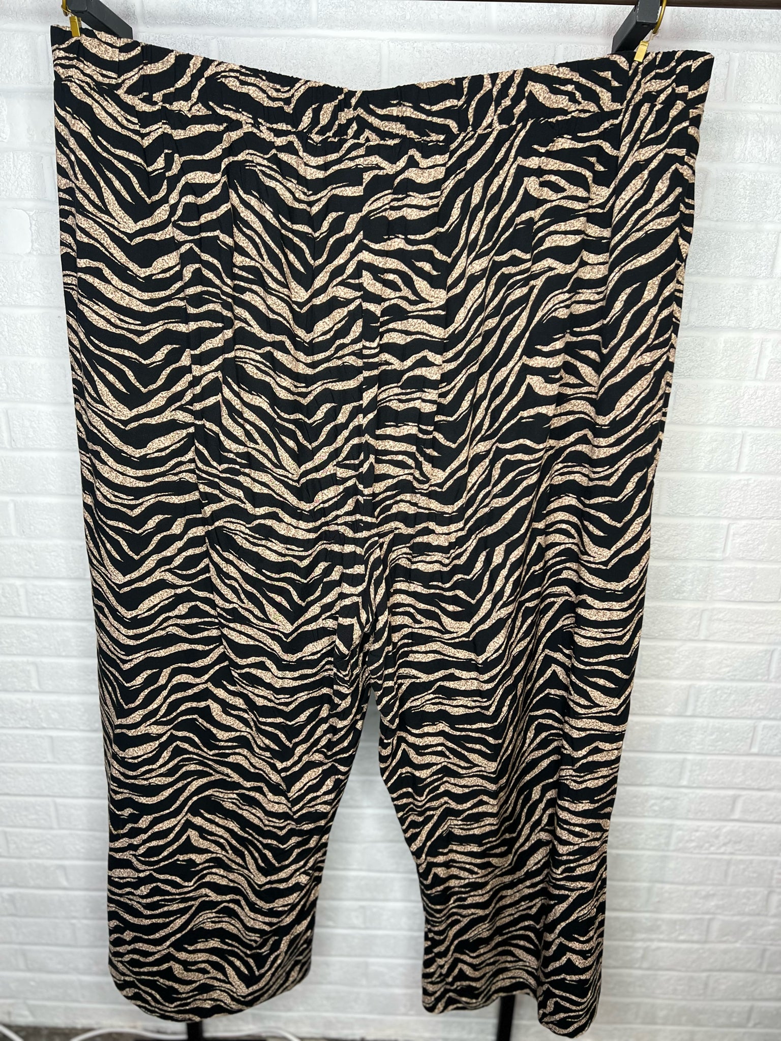 Size 6 torrid Pants