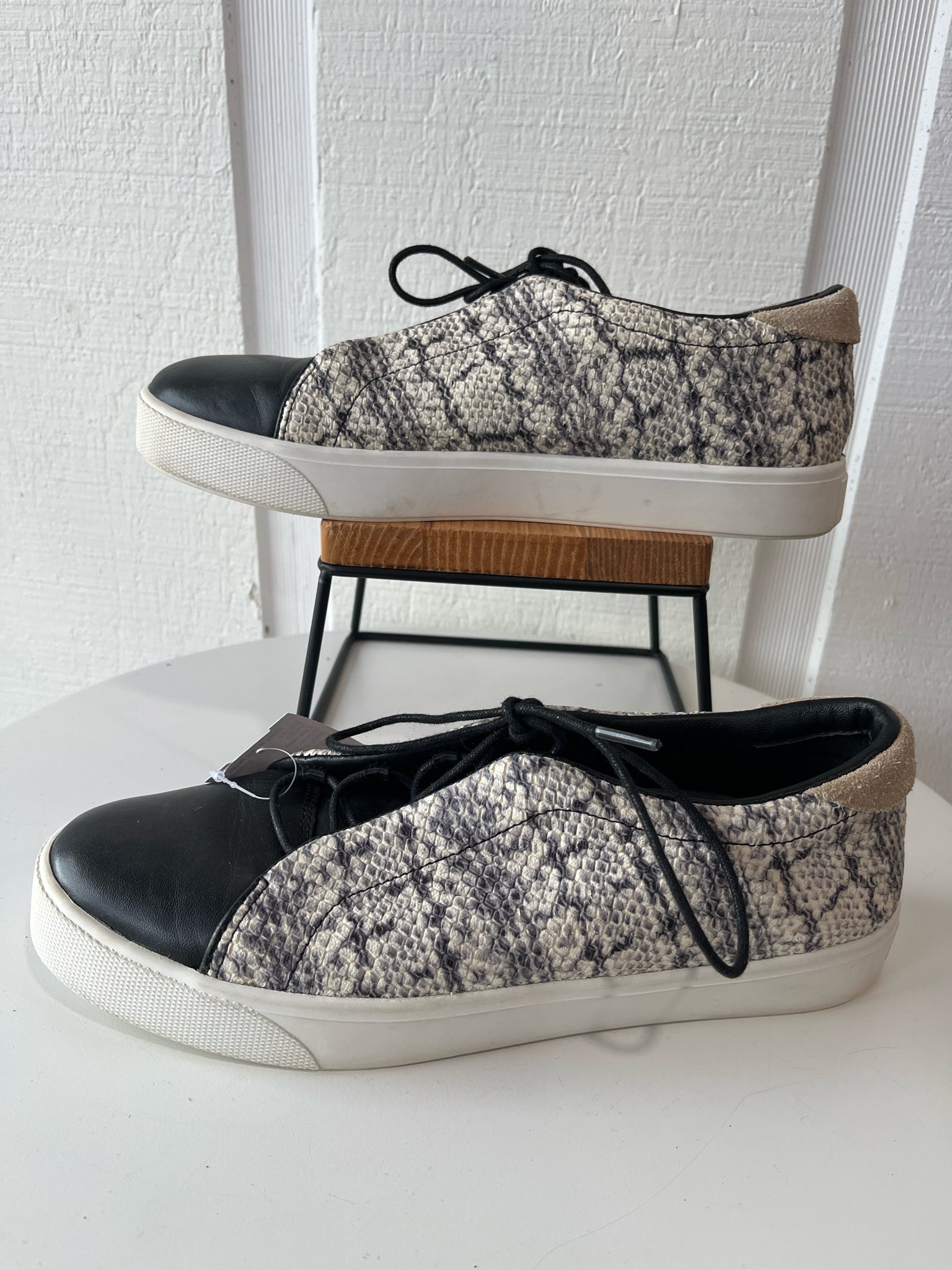 Cole Haan Shoes/Footwear 9.5 SHOES
