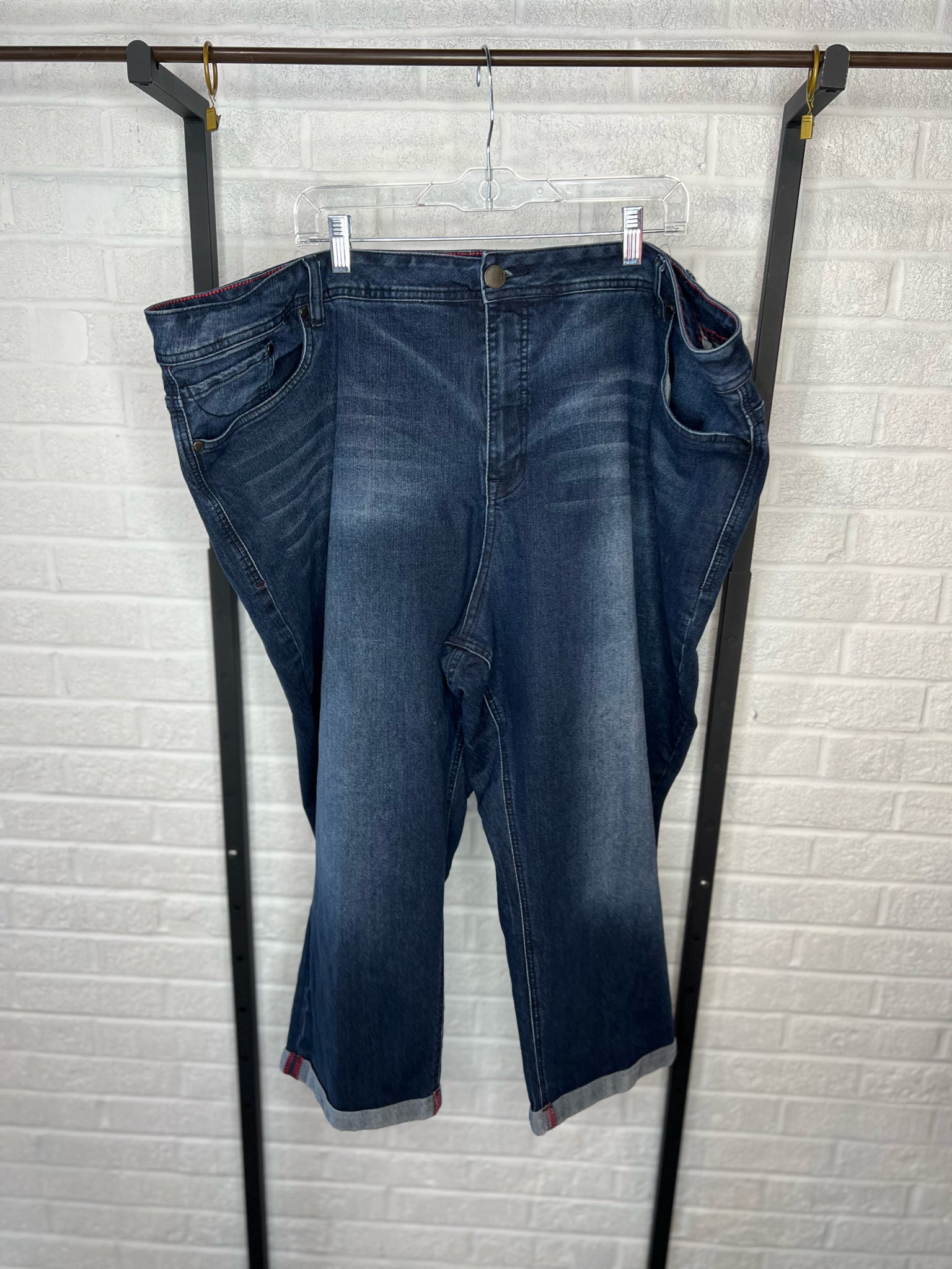 Size 30 Avenue Jeans